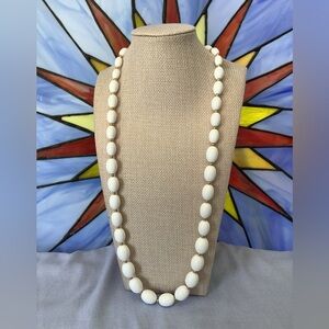 51 Monet Elegant White Beaded Necklace
